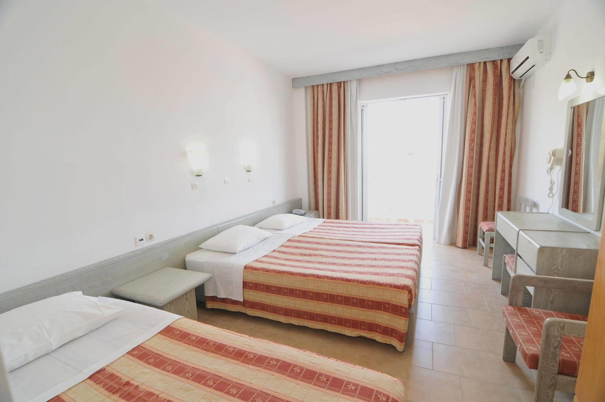 Fourtounis Hotel Kefalos  Екстер'єр фото